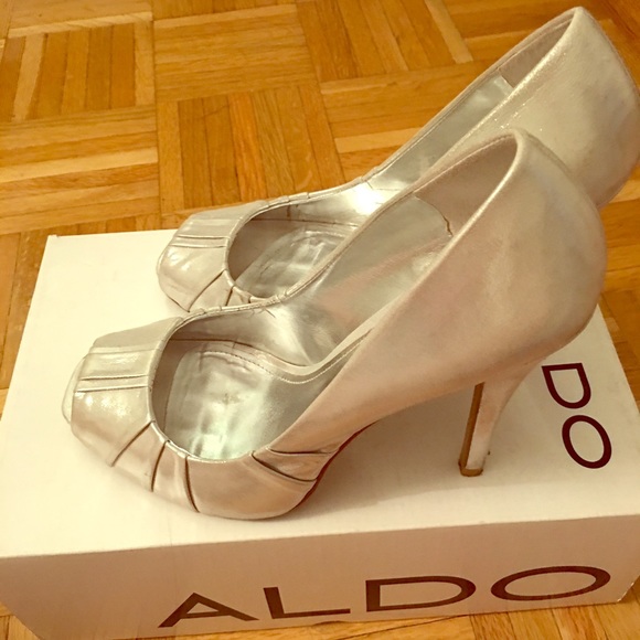 Aldo silver pumps
