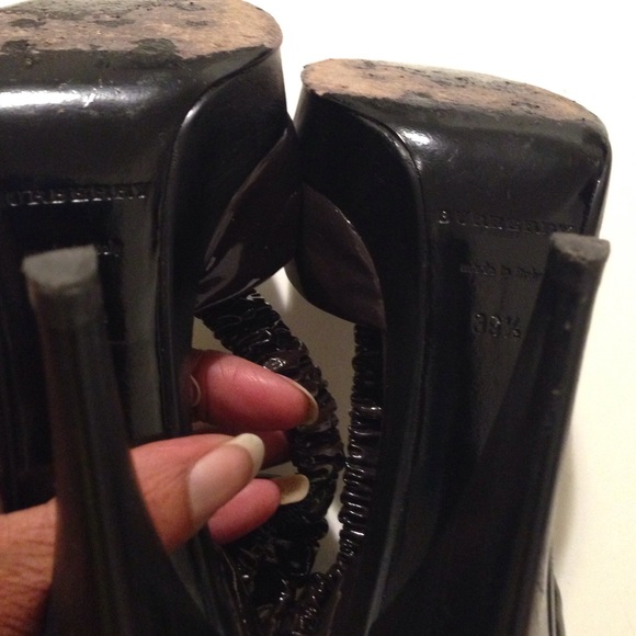 Authentic BURBERRY patten leather platforms - Picture 4 of 4