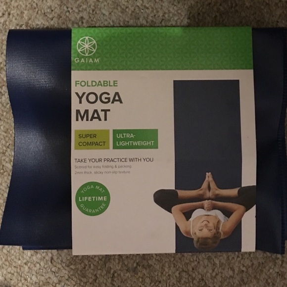 Gaiam foldable yoga mat