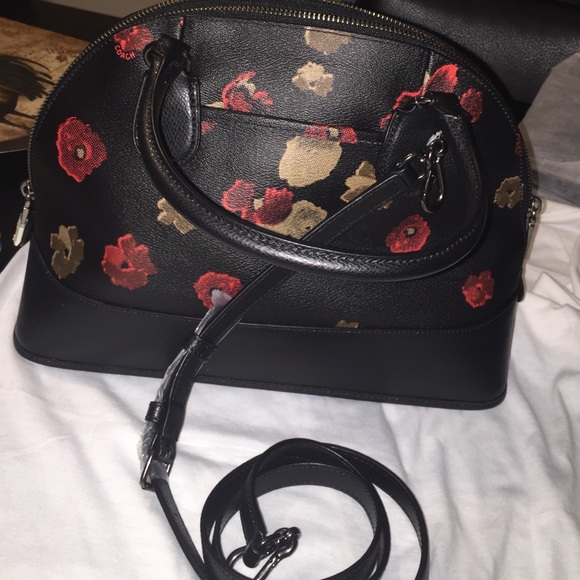 💖SOLD SOLD💖Coach Cora Domed Satchel - Picture 2 of 4