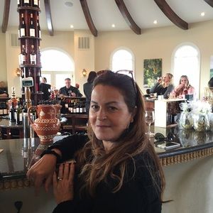 Meet your Posher, Eliane