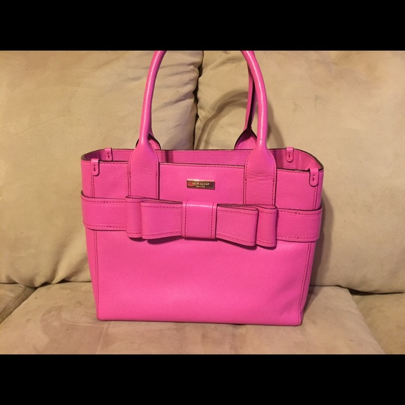 Kate Spade tote-MAKE OFFER!
