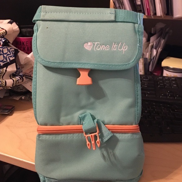 Tone it up lunch box