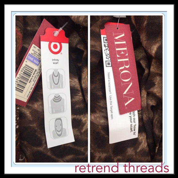 NWT patterned infinity scarf - Picture 3 of 4