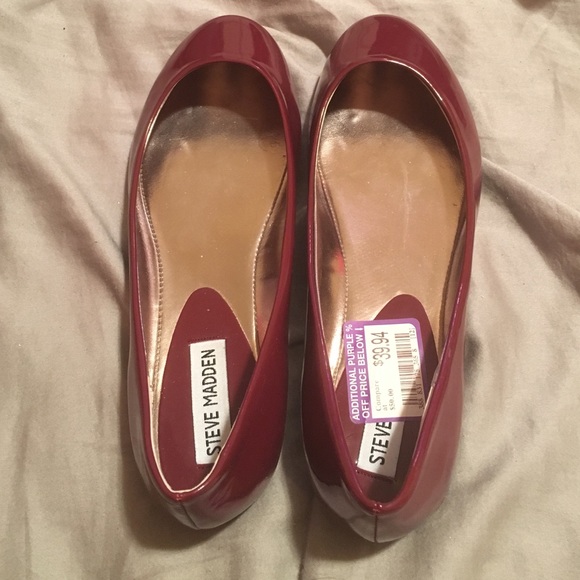 Steve Madden Burgundy Flats 😻❤️