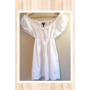 Buffalo white eyelet top
