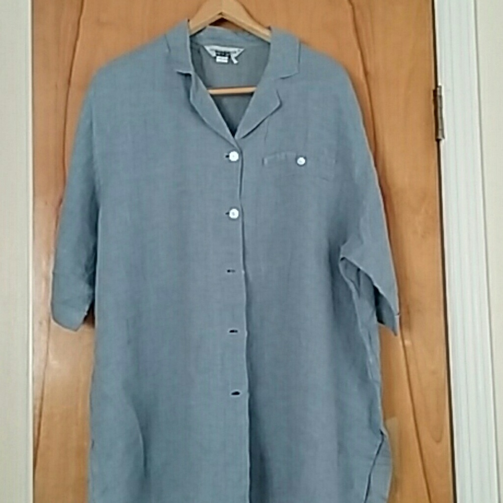 DONATED Marina Rinaldi button down shirt, size 27