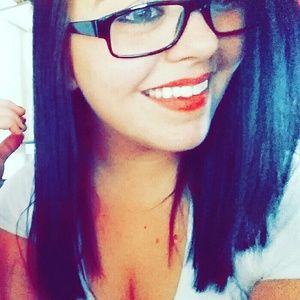 Meet your Posher, Krysta