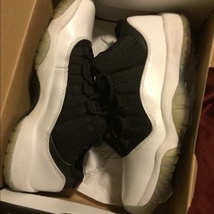 11's