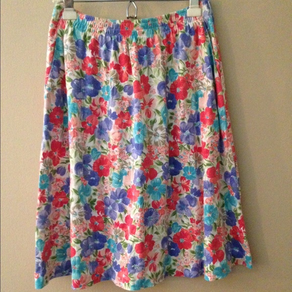 floral skirt