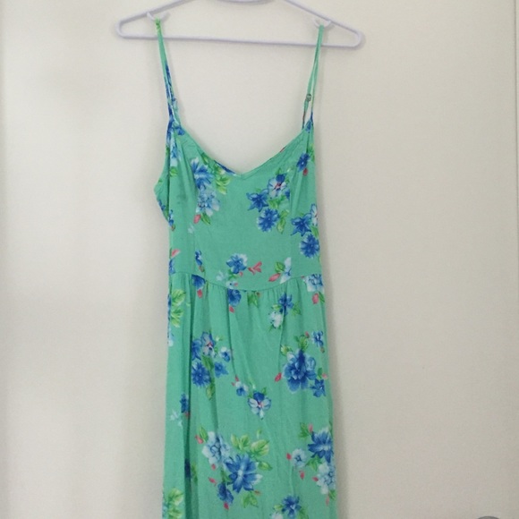 Hollister summer maxi dress floral
