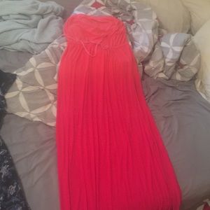 Maxi strapless dress