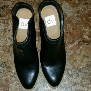 DV by Dolce vita black booties never worn