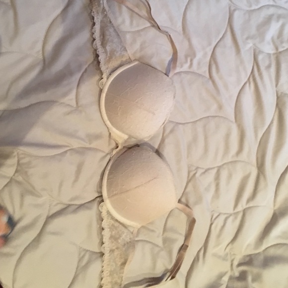 Cream lace bra