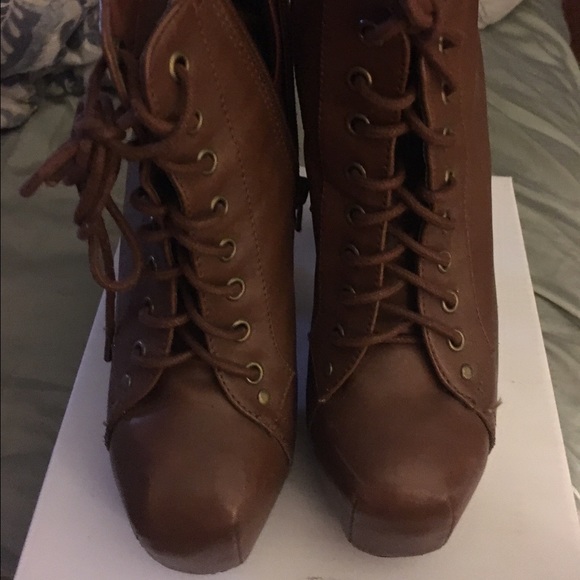 Camel colored lita's