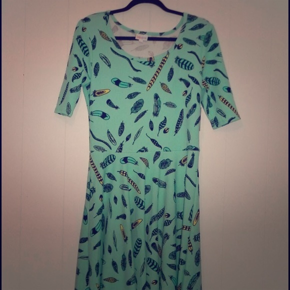 BNWT XL teal and feather LuLaRoe Nicole dress
