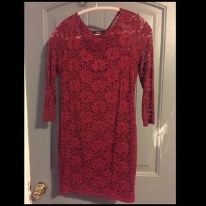Maroon/dark red bodycon dress