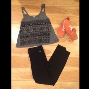 🔴 SOLD VS Pink Black Leggings