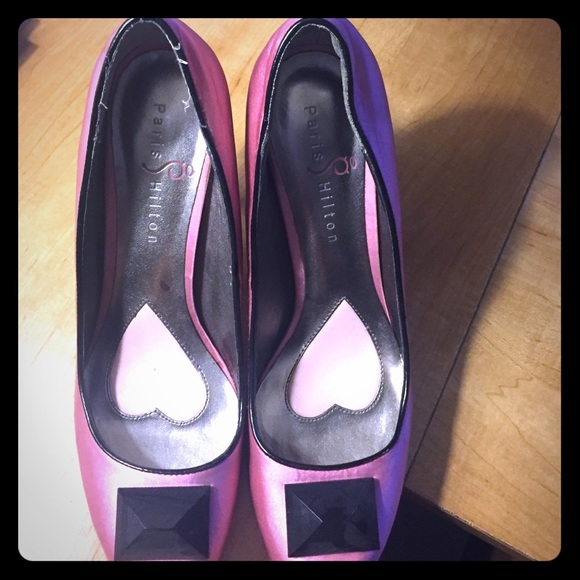 Pink Paris Hilton Classic pumps size 8.5