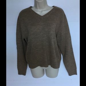 Oversized brown sweater