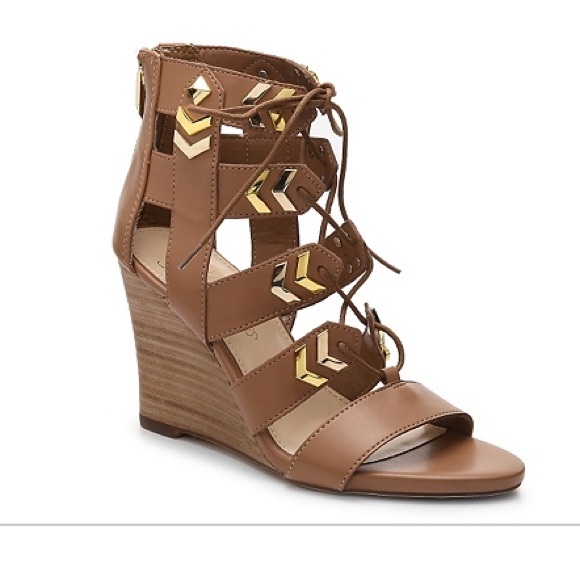 Fergie Finnick wedge sandal PERFECT FOR FALL! 🍂