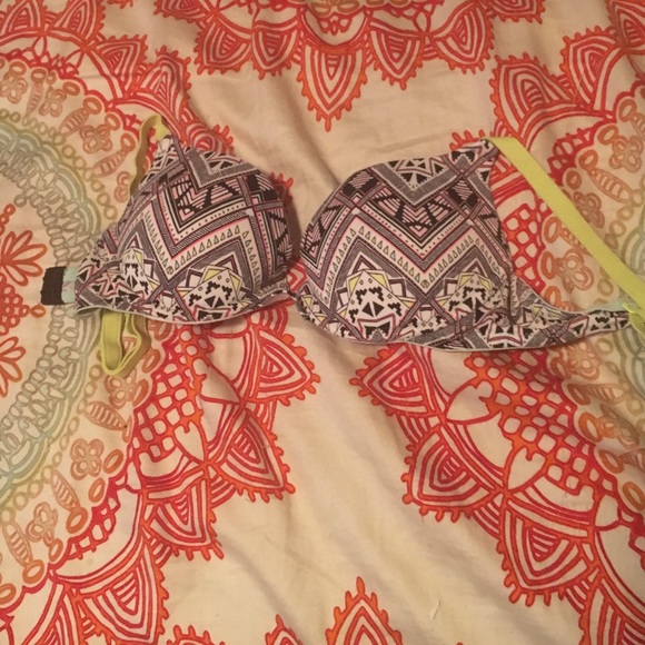 PINK bra