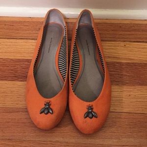 Pilcro bumblebee flats