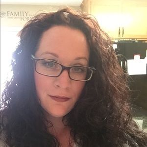 Meet your Posher, Kellie