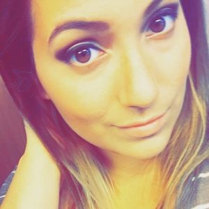 Meet your Posher, Lydia