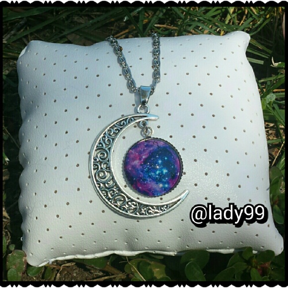 Last one Galaxy moon necklace - Picture 2 of 2