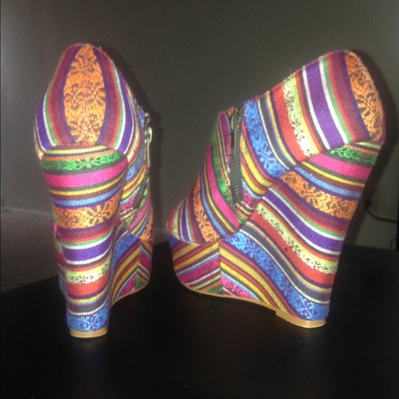 Wedges - Picture 1 of 3