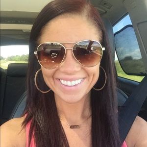 Meet your Posher, Brooke