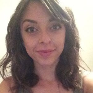 Meet your Posher, Leah