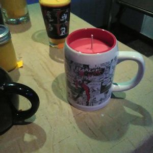 Harley Quinn soy candle