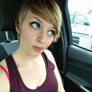 Meet your Posher, Abigail