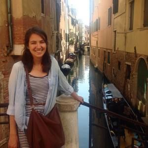 Meet your Posher, Andrea