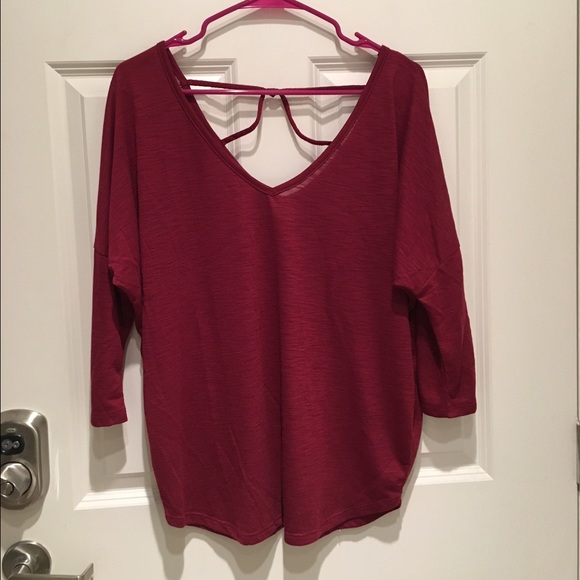 Maurice's Red 3/4 Length Top