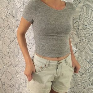 Wilfred Free gray crop top