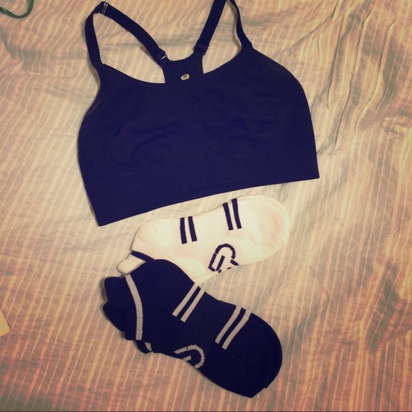Old navy adjustable sports bra