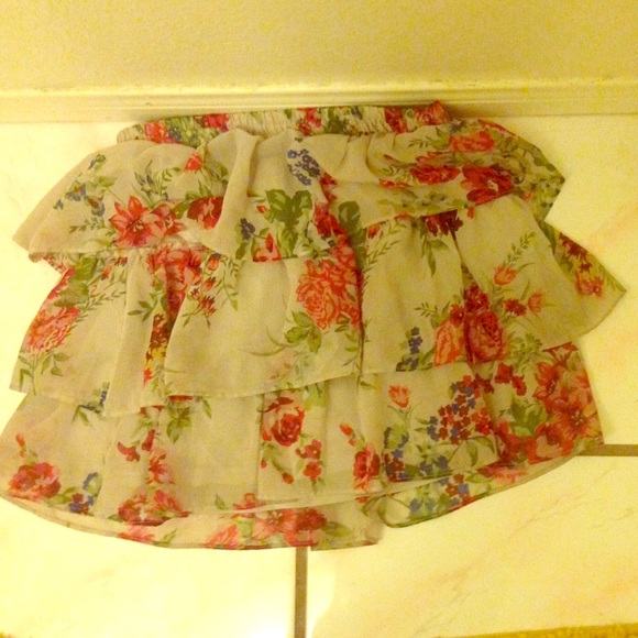 Forever 21 Floral Mini Skirt - Picture 1 of 1