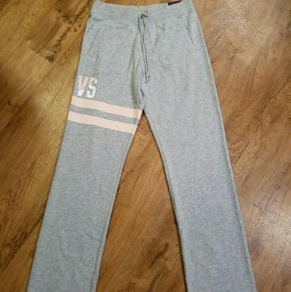 NWT VS Boyfriend Pant Relaxed Fit, Small, Gray