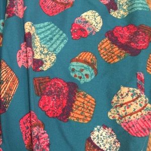 Lularoe cupcake leggings OS
