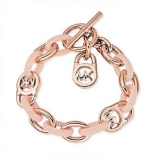 MICHAEL KORS Fulton Toggle Bracelet✨SALE✨