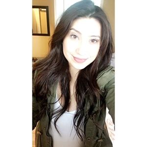 Meet your Posher, Anna