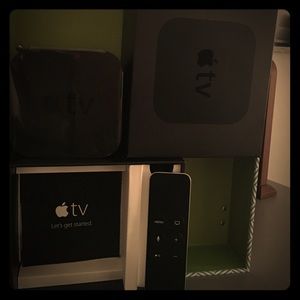 BRAND-NEW (NEVER USED) IN BOX👌APPLE TV 32GB 🌟