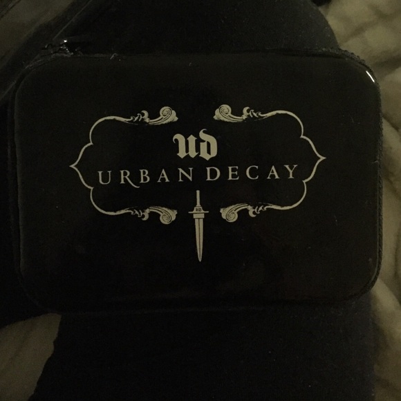 Urban Decay dangerous palette