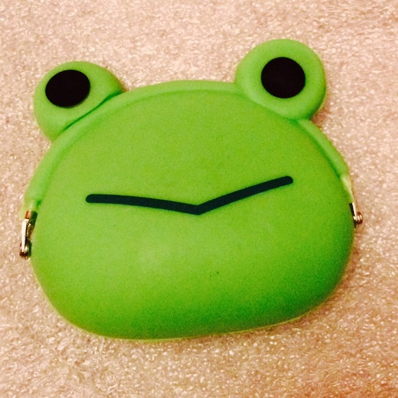 Handbags - HP  Wide Mouth Green Frog Coin Purse