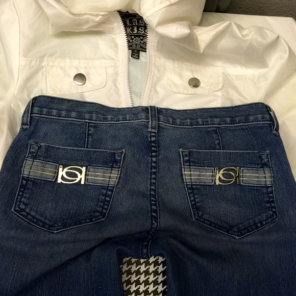 🔴🔴🔴BeBe DENIM jeans size 28 💜️adorable!💜