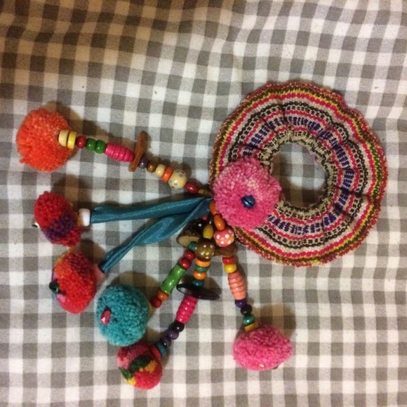 Pom Pom Scrunchie