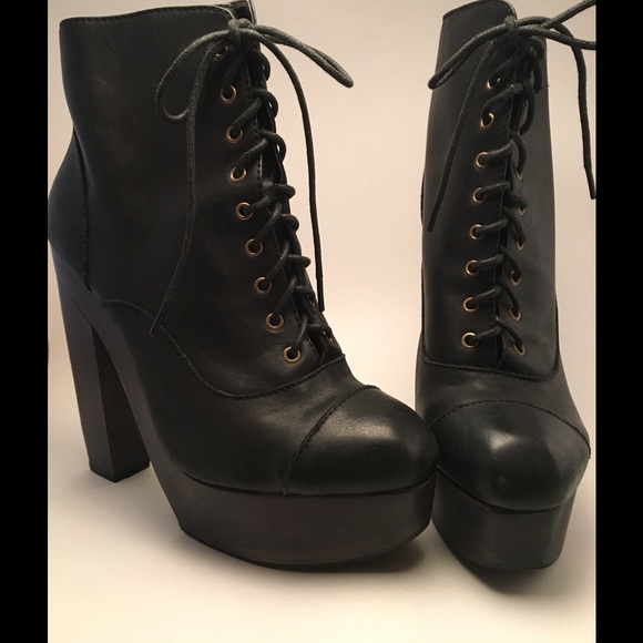 Nyla 'tryana' platform leather boots - Picture 2 of 4